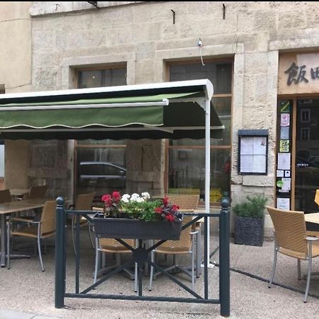 Logement Au Coeur De Dole Esterno foto
